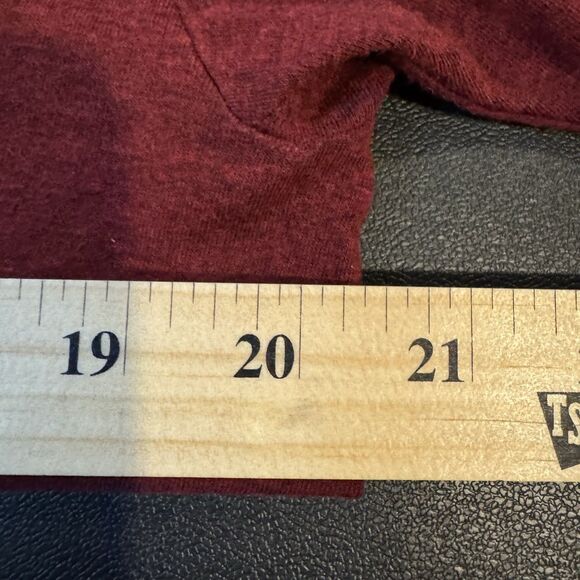 Star Wars Boba Fett Helmet Graphic Tee Medium Red Heather T-Shirt Mandalorian - Picture 6 of 6